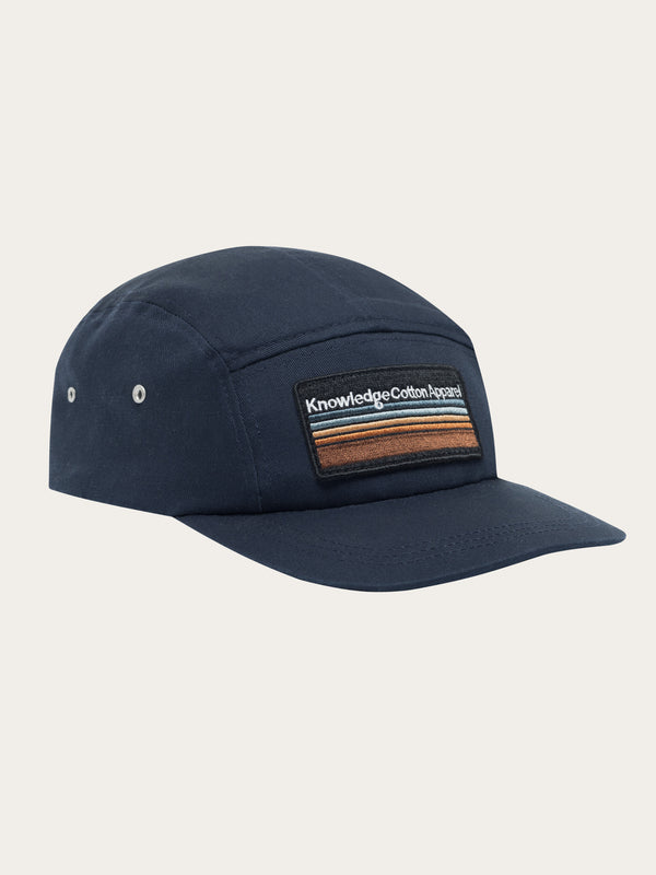 KnowledgeCotton Apparel - UNI Backley cap with badge Caps 1001 Total Eclipse