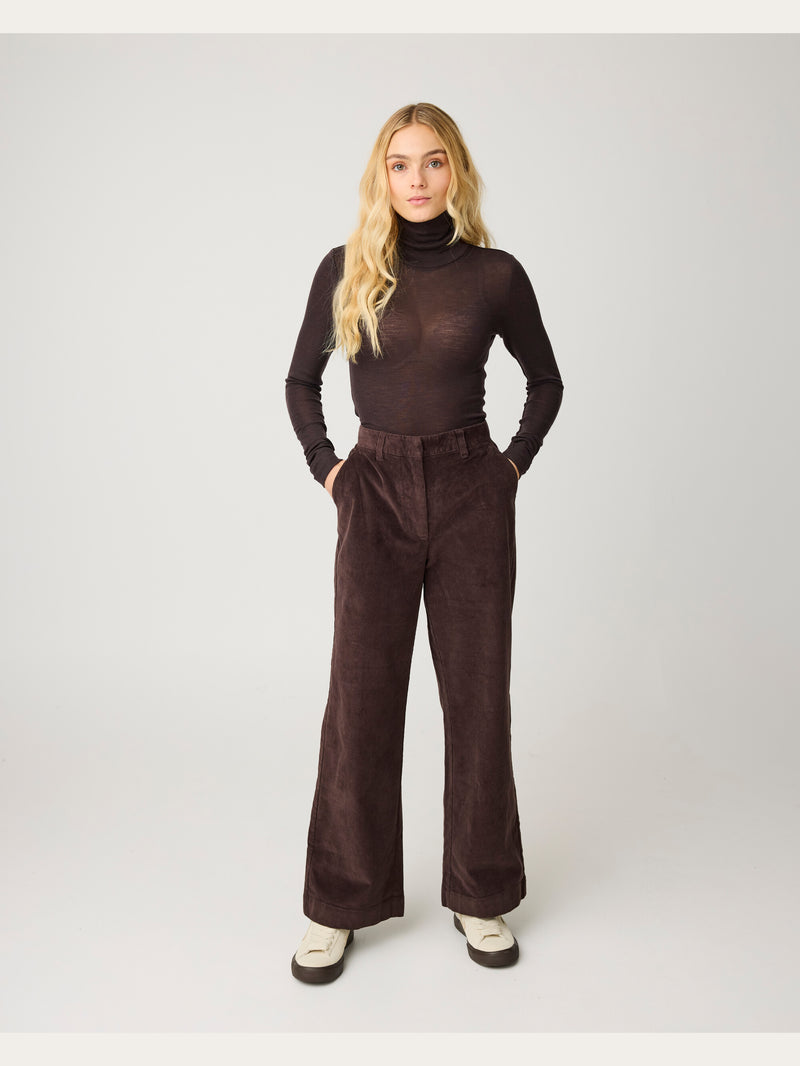 KnowledgeCotton Apparel - WMN Bora wide corduroy pant Pants 1487 Chocolate Torte