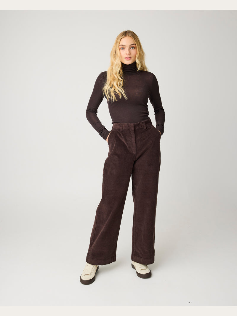 KnowledgeCotton Apparel - WMN Bora wide corduroy pant Pants 1487 Chocolate Torte