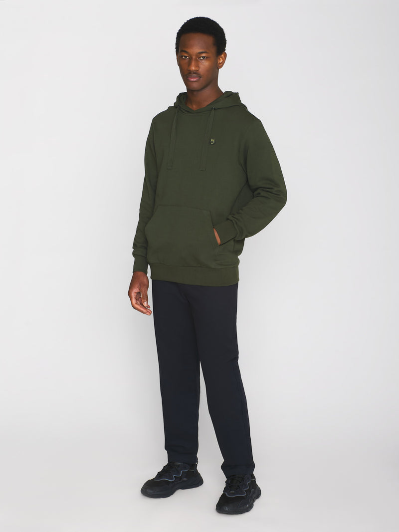 KnowledgeCotton Apparel - MEN Hood basic badge sweat Sweats 1090 Forrest Night