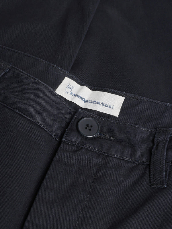 KnowledgeCotton Apparel - WMN IRIS mom mid-rise twill chino - GOTS/Vegan Pants 1300 Black Jet
