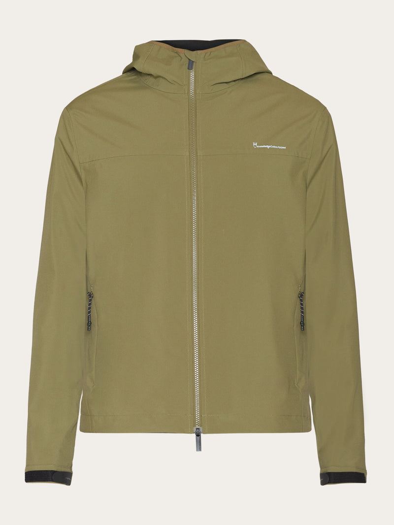 KnowledgeCotton Apparel - MEN NORDENVIND™ Light shell jacket - GRS/Vegan Jackets 1068 Burned Olive