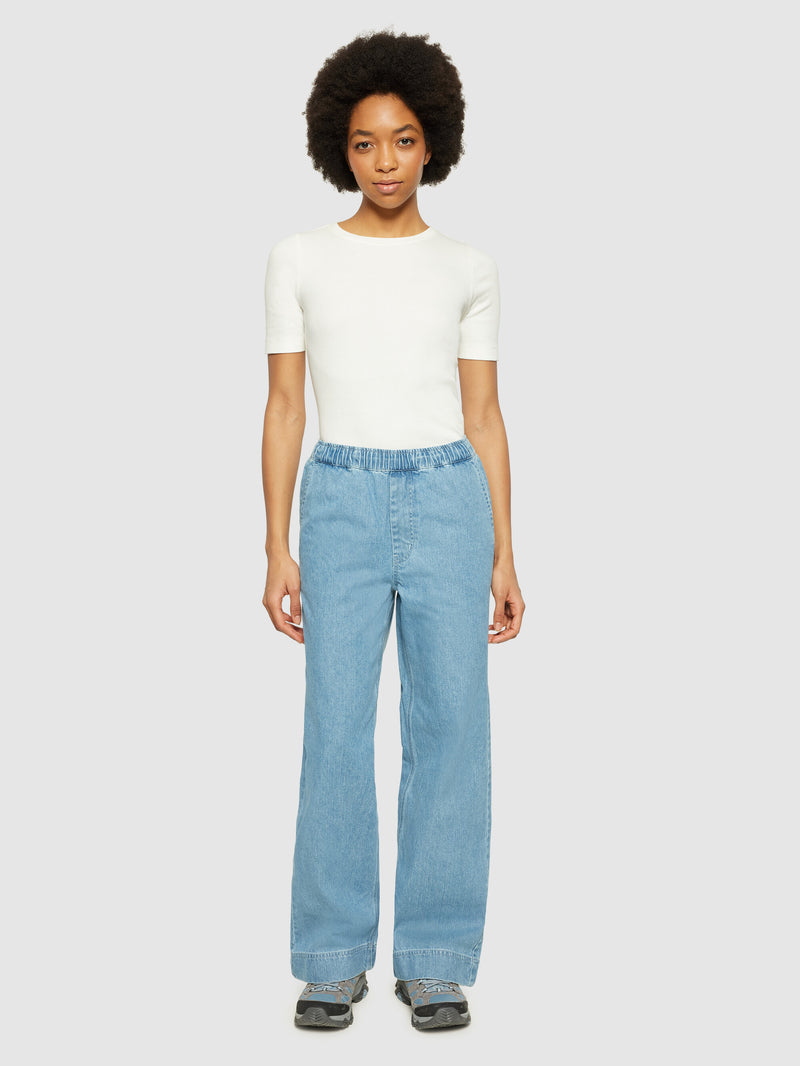 KnowledgeCotton Apparel - WMN POSEY wide mid-rise elastic waistband denim pant - GOTS/Vegan Pants 3058 Light Blue denim