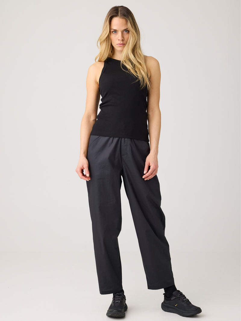 KnowledgeCotton Apparel - WMN Racer rib top T-shirts 1300 Black Jet
