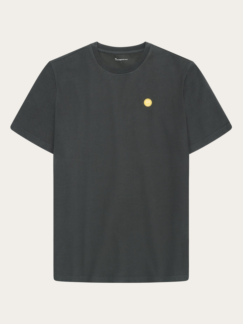 KnowledgeCotton Apparel - MEN Regular fit Badge t-shirt T-shirts 1167 Phantom