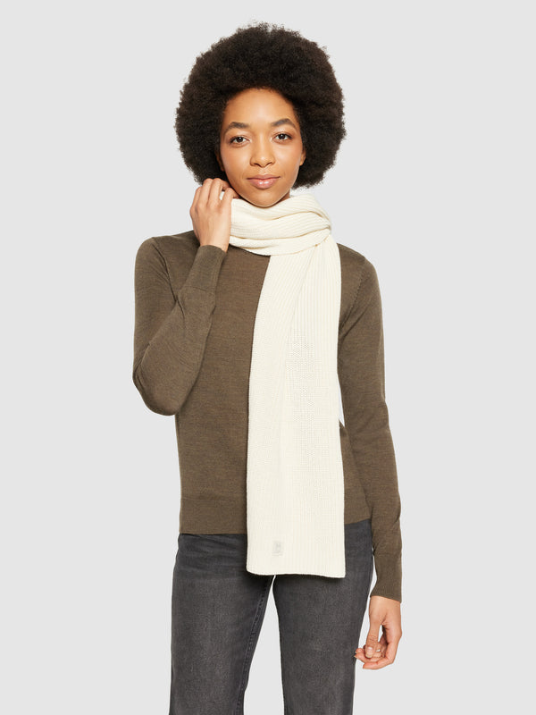 KnowledgeCotton Apparel - UNI Rib knit scarf Scarfs 1387 Egret