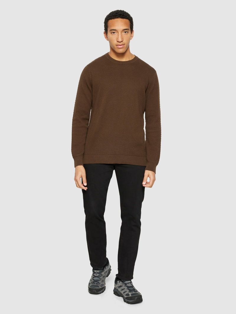 KnowledgeCotton Apparel - MEN VAGN regular bubble knit crew neck - Regenerative Organic Certified - GOTS/Vegan Knits 1243 Demitasse (brown)