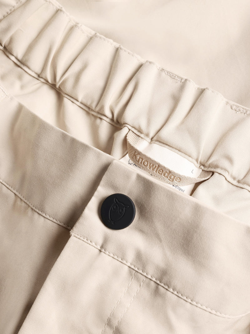 KnowledgeCotton Apparel - MEN Vent Canvas 200 classic shorts - GOTS/vegan Shorts 1228 Light feather gray