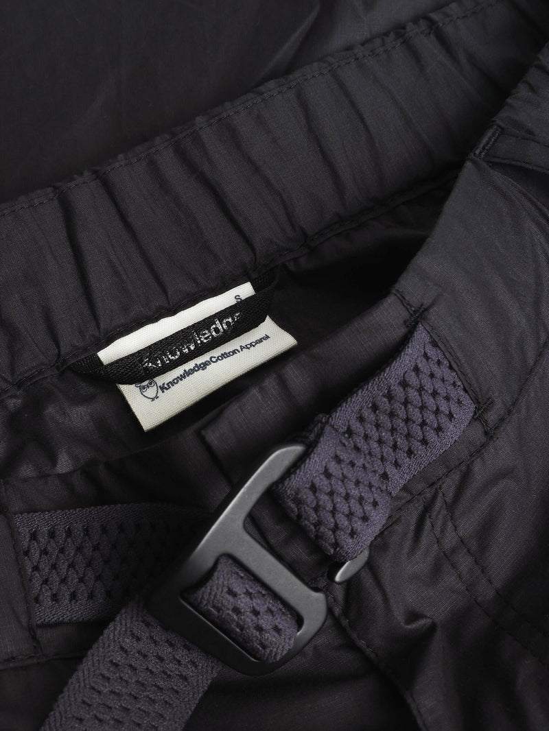 KnowledgeCotton Apparel - WMN Vent Ripstop 90 lightweight shorts - GOTS/Vegan Shorts 1300 Black Jet